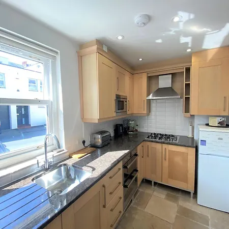 Tatil Evi Prime Location- Detached Clifton With Parking Bristol