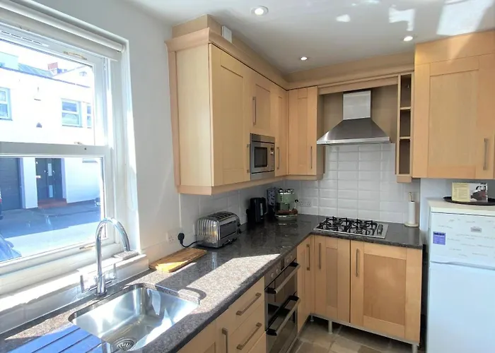 Dom wakacyjny Prime Location! Detached Clifton With Parking Bristol