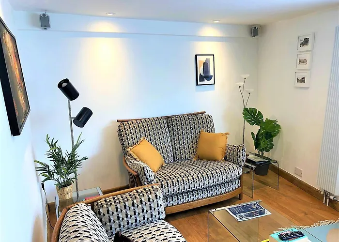 Dom wakacyjny Prime Location! Detached Clifton With Parking Bristol